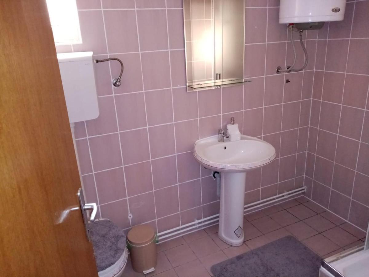 Palić Lale'S Room מראה חיצוני תמונה
